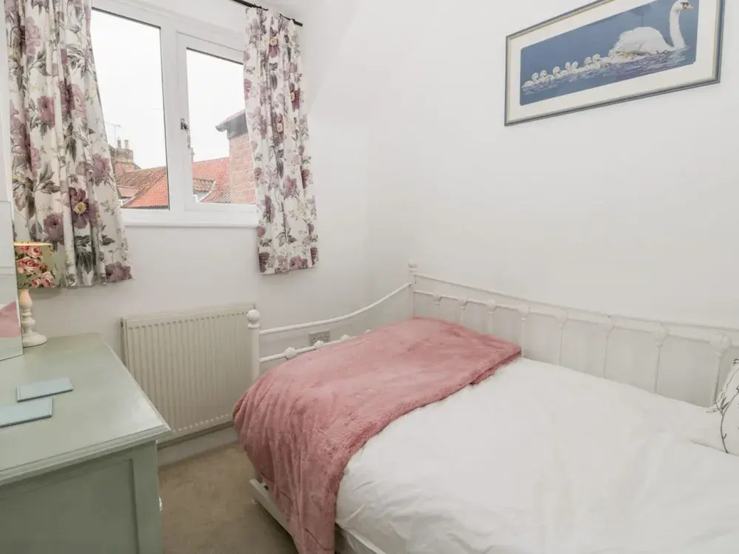 Little Daisy Cottage