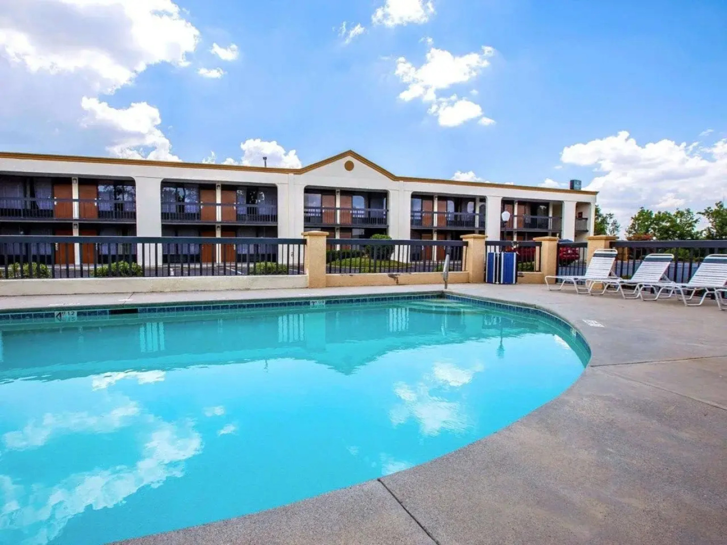 Quality Inn Suwanee I-85