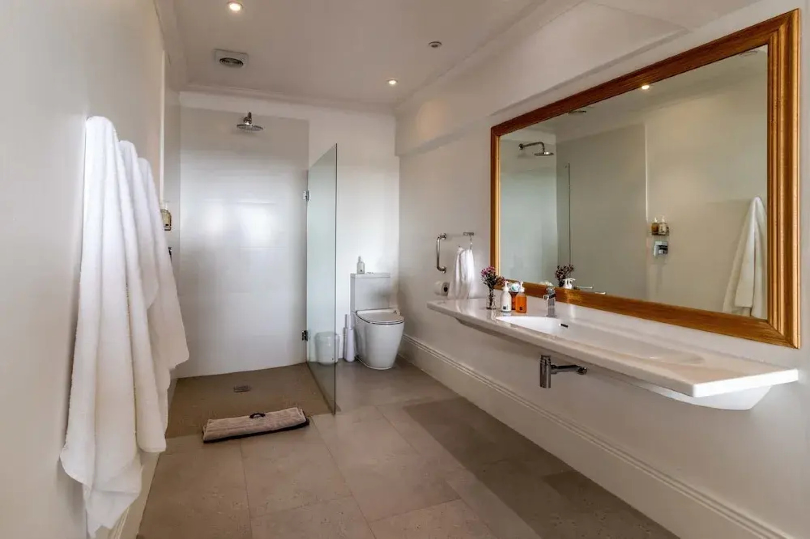 Oceans Boutique Guest House