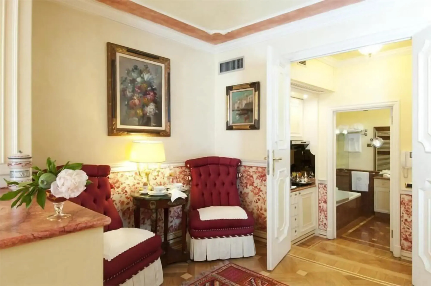 Petit Palais Hotel De Charme