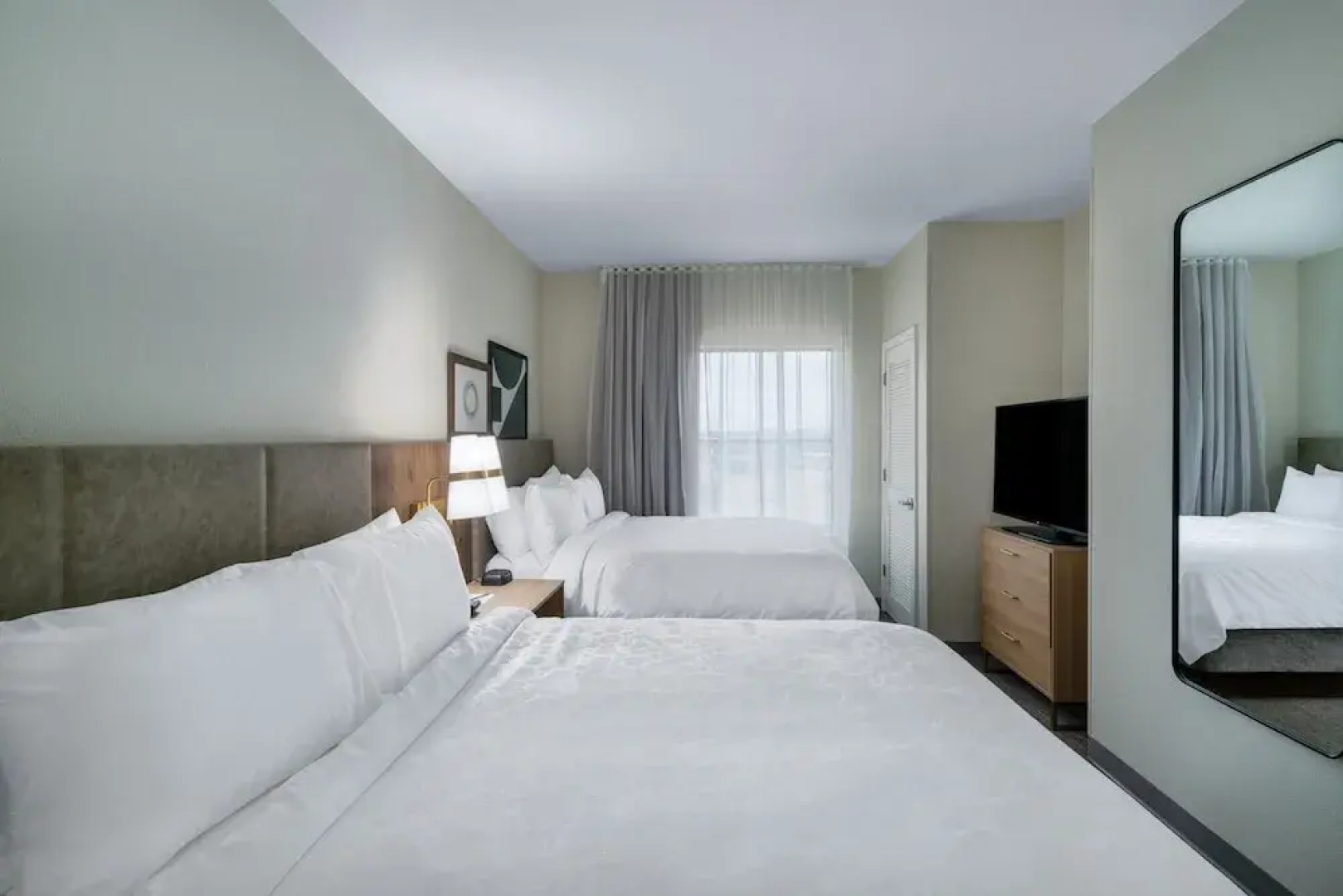 Staybridge Suites Flowood – NW Jackson