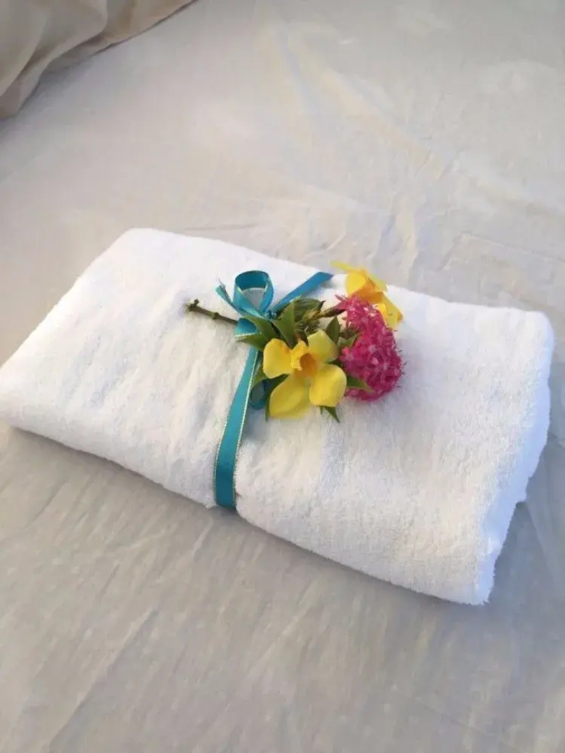 Matareva Beach Fales