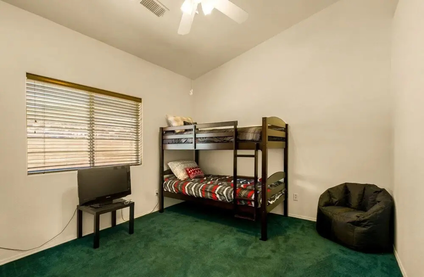 Cheery Canyon Cottage