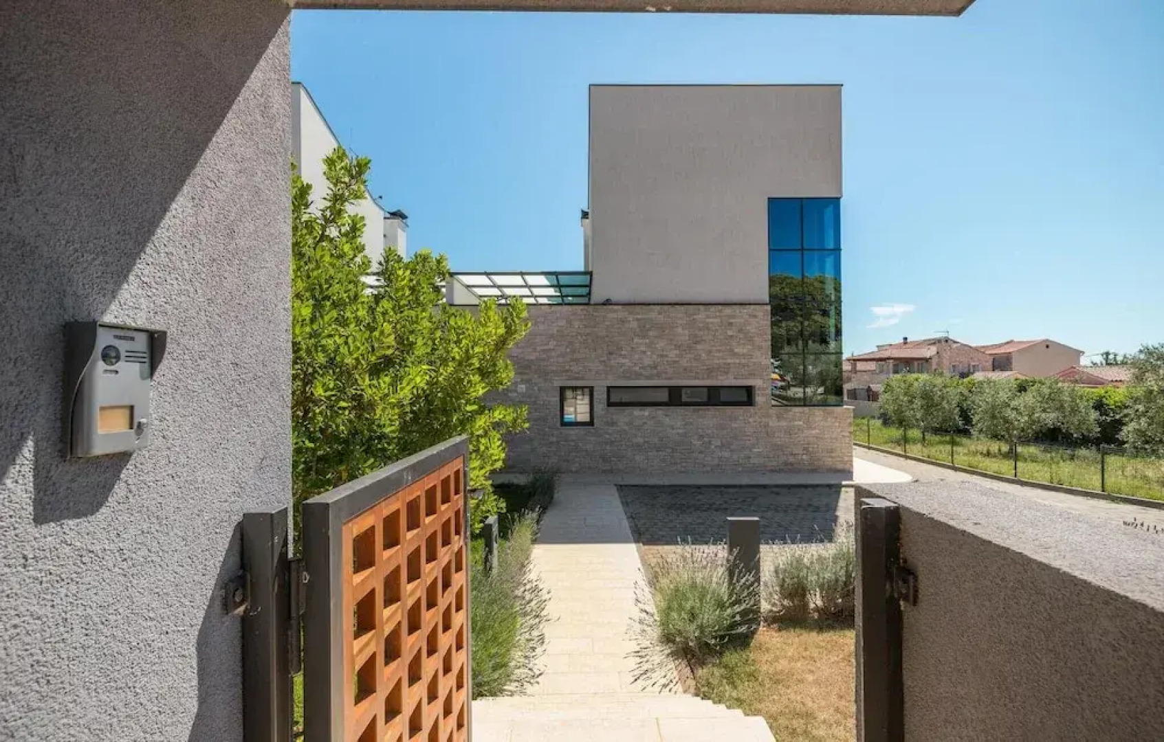 Awesome Home in Valtura with Hot Tub, WiFi & 3 Bedrooms