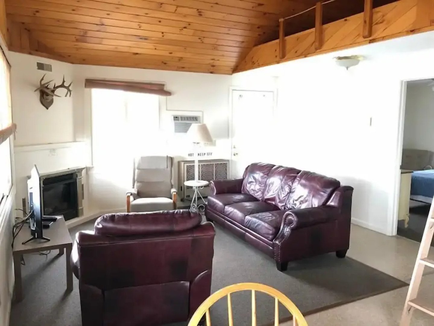 West Winds Motel & Cottages