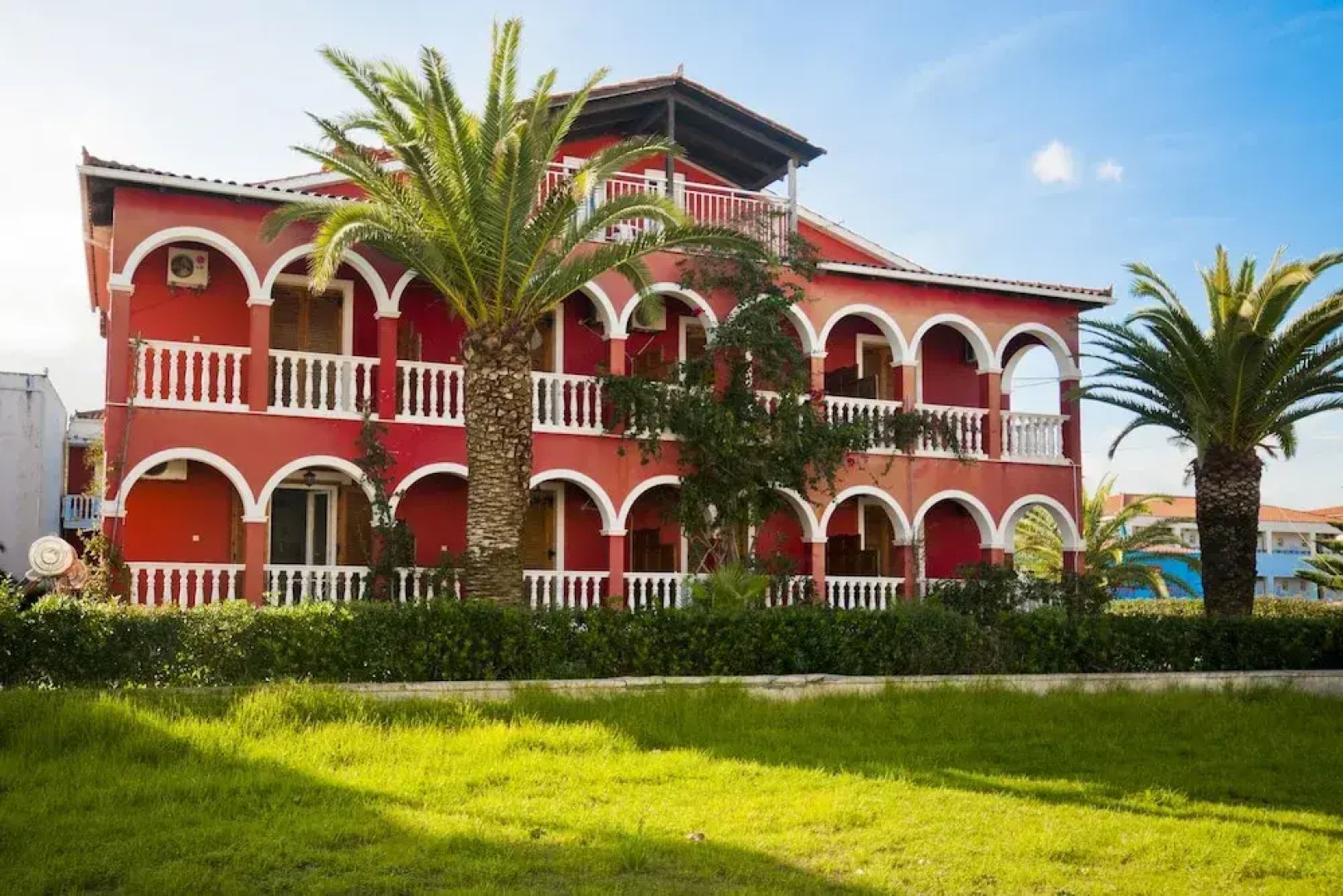 Tropical Studios