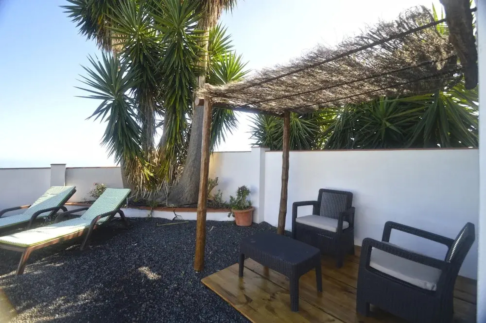 Los Boleros by Isla Bonita