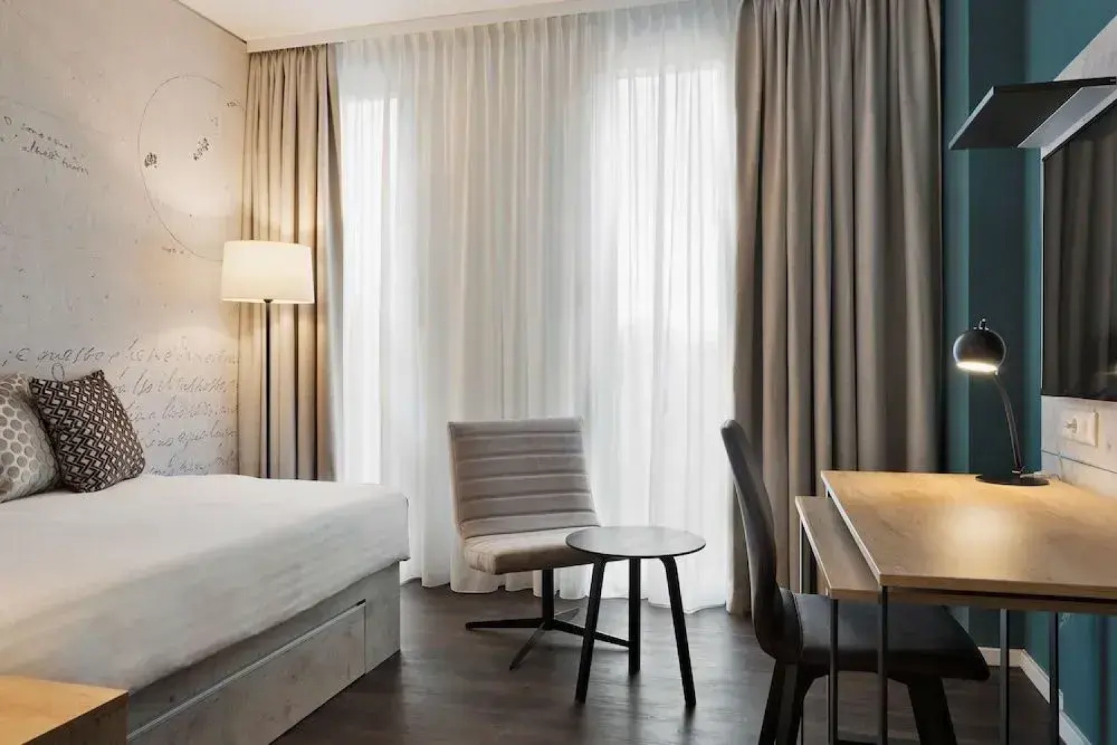 Stellaris Apartment Hotel