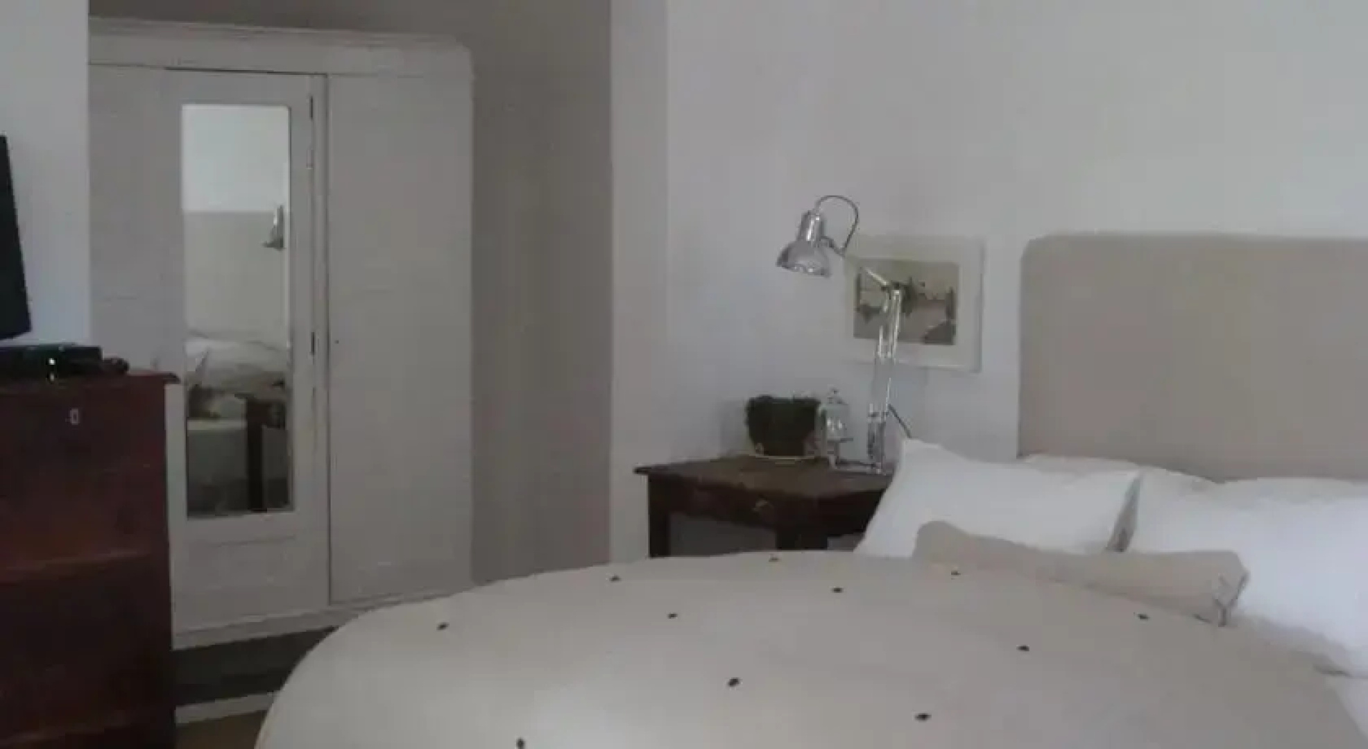 Living Life Station House