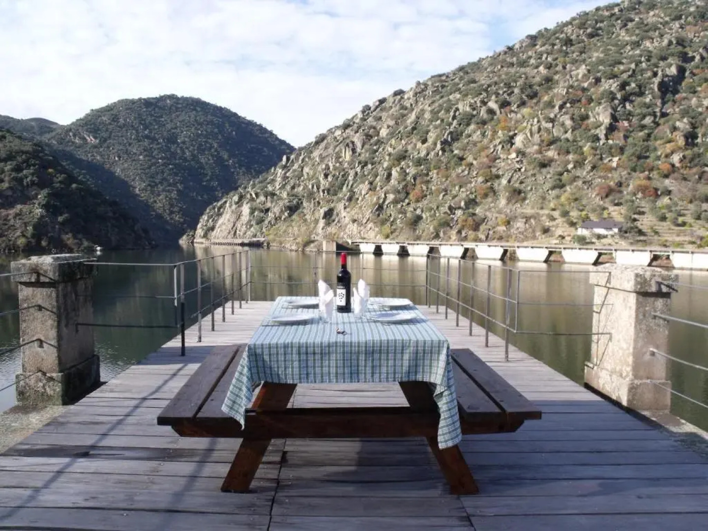 Douro Fluvina Yachts & Chalets