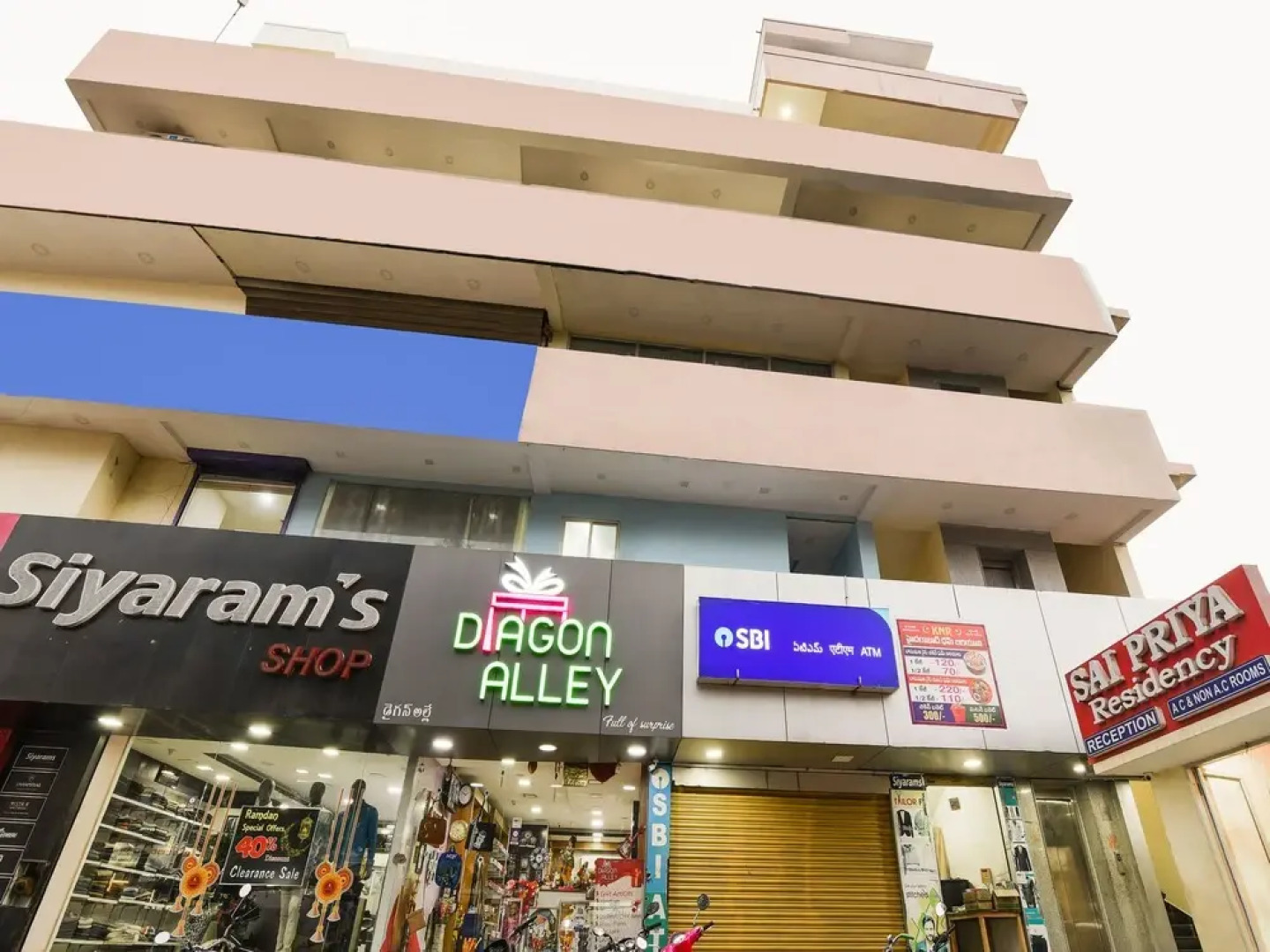 OYO 40717 Sai Priya Residency