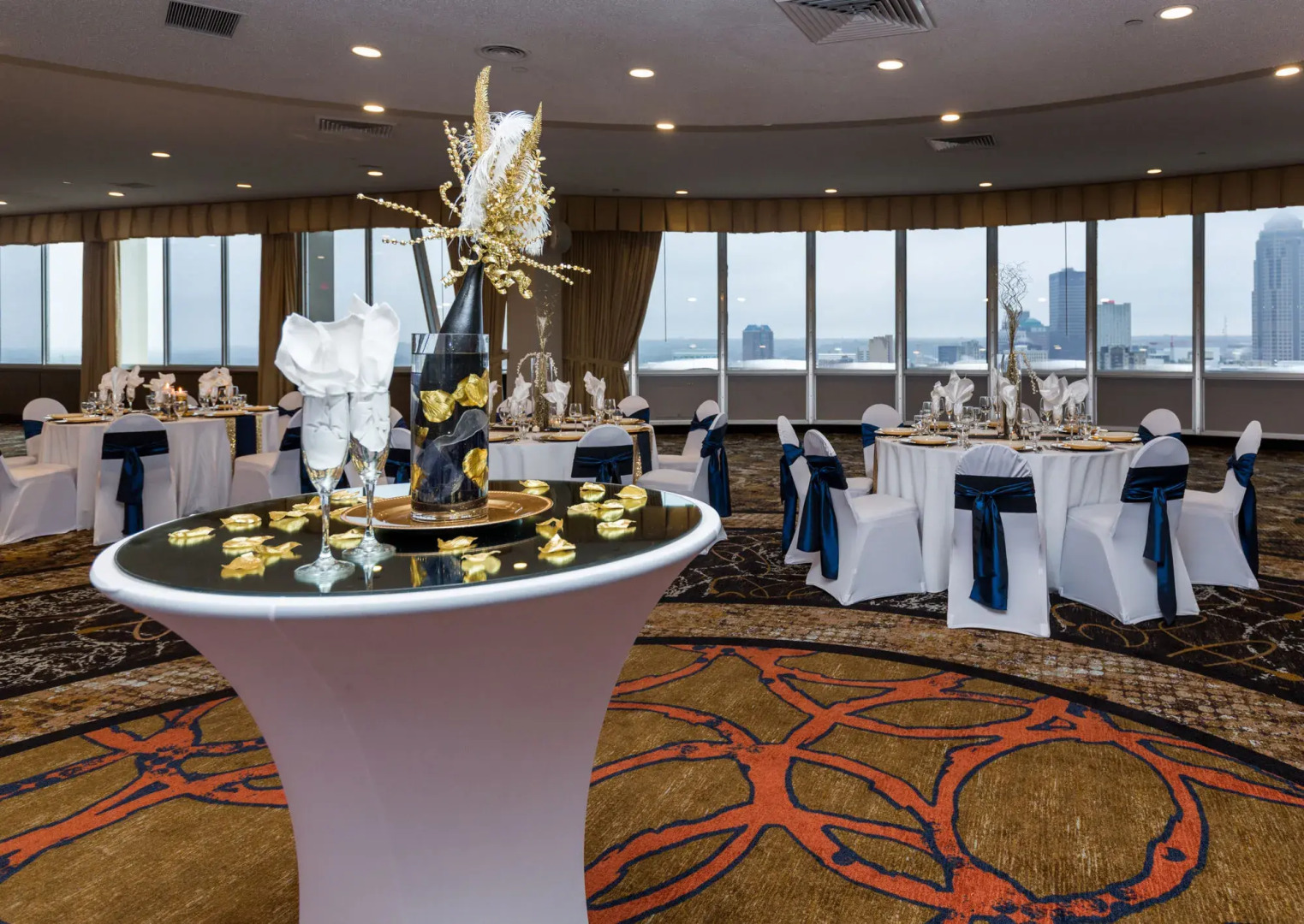 Holiday Inn Downtown - Mercy Area by IHG