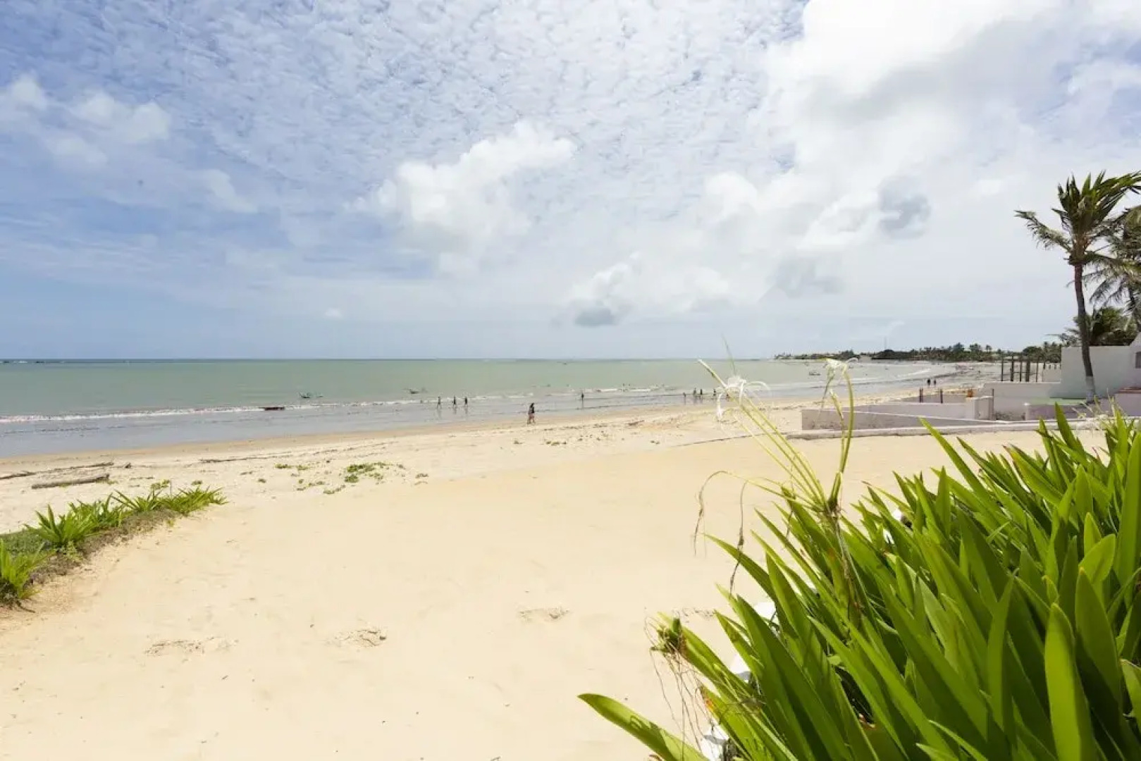Tranquila espaçosa casa em Porto Mirim