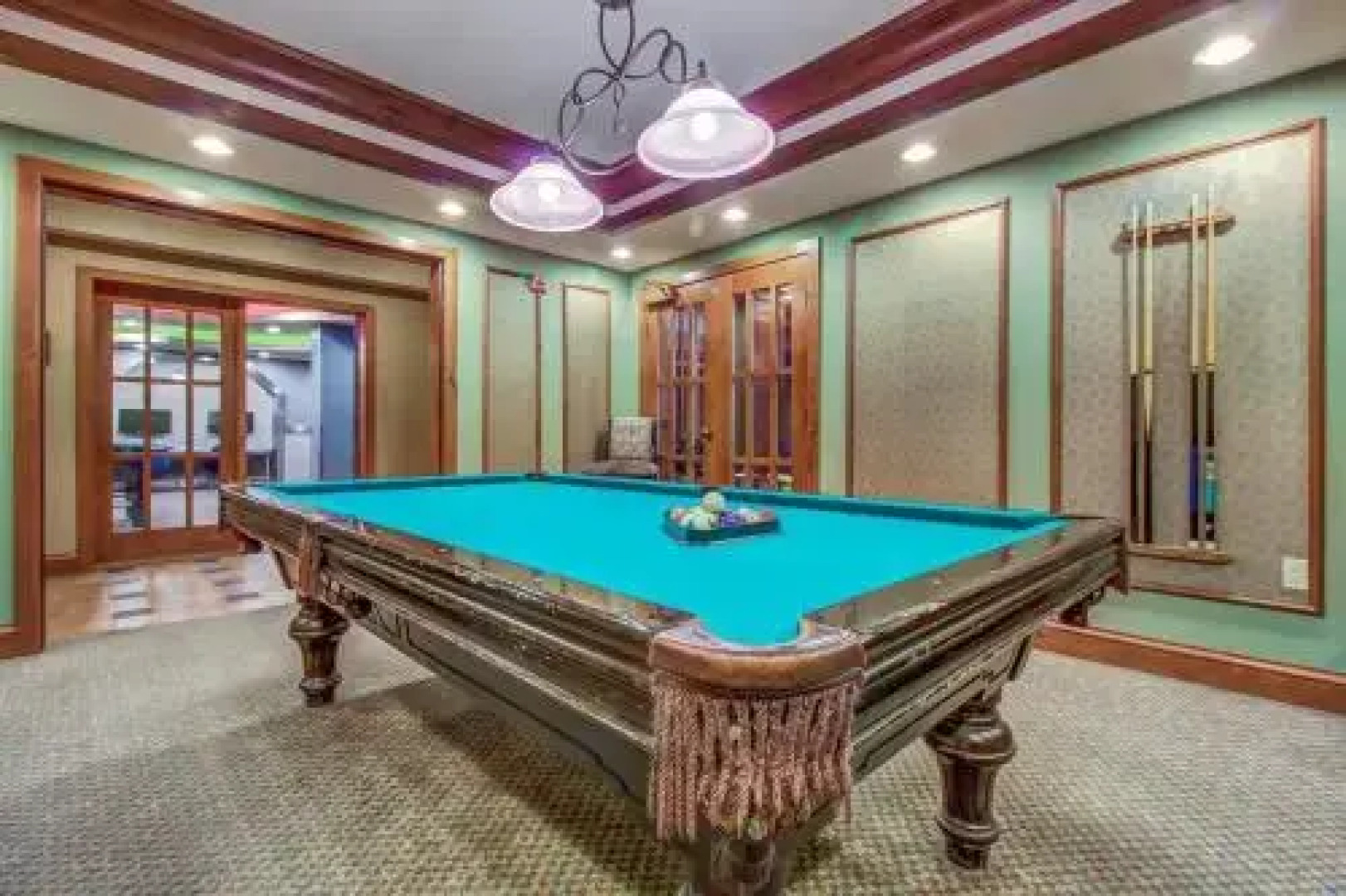 Eagle Springs East 201: Horsetail Suite