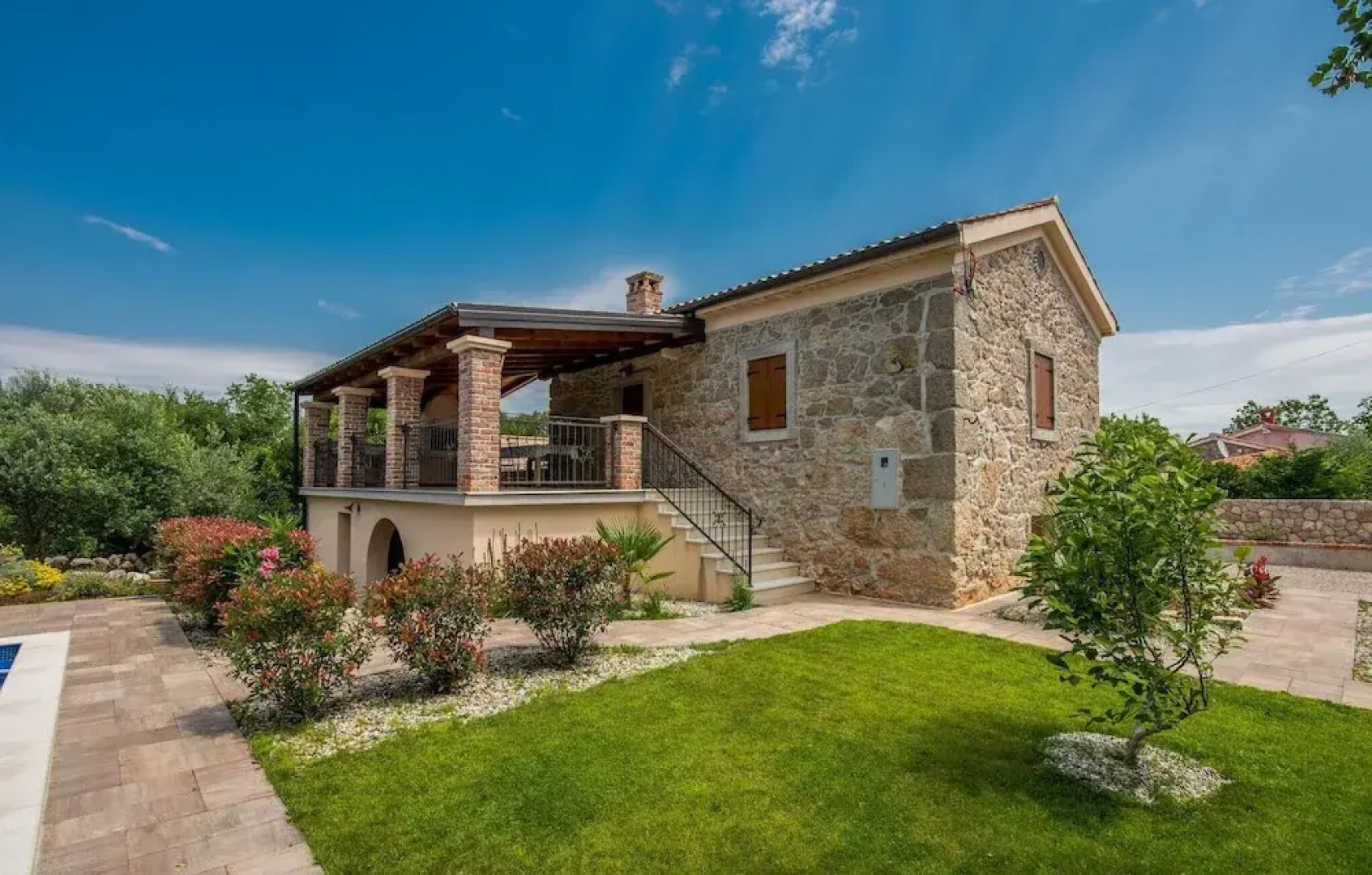 Beautiful Home in Svet Vid Dobrinjski With Wifi and 2 Bedrooms