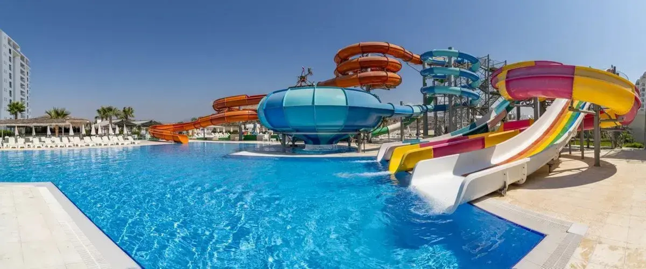 Caesar Blue Seaside Luxury Apartments