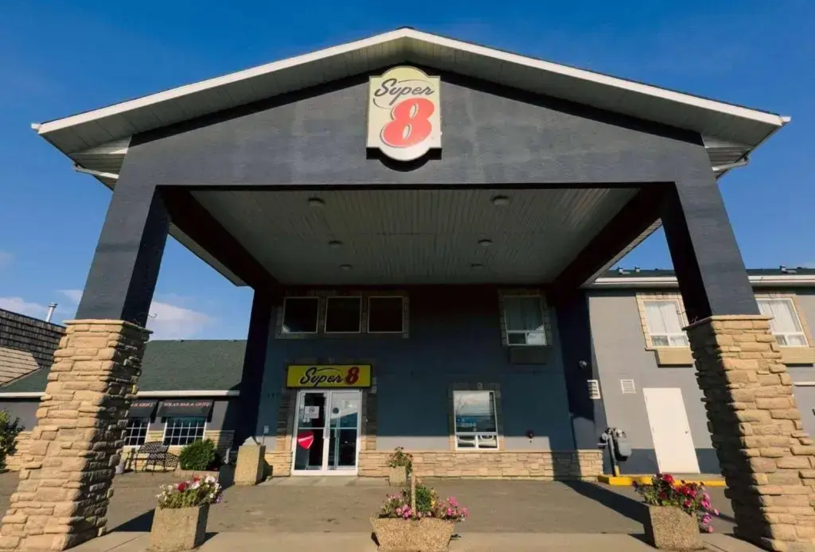 Super 8 Dawson Creek