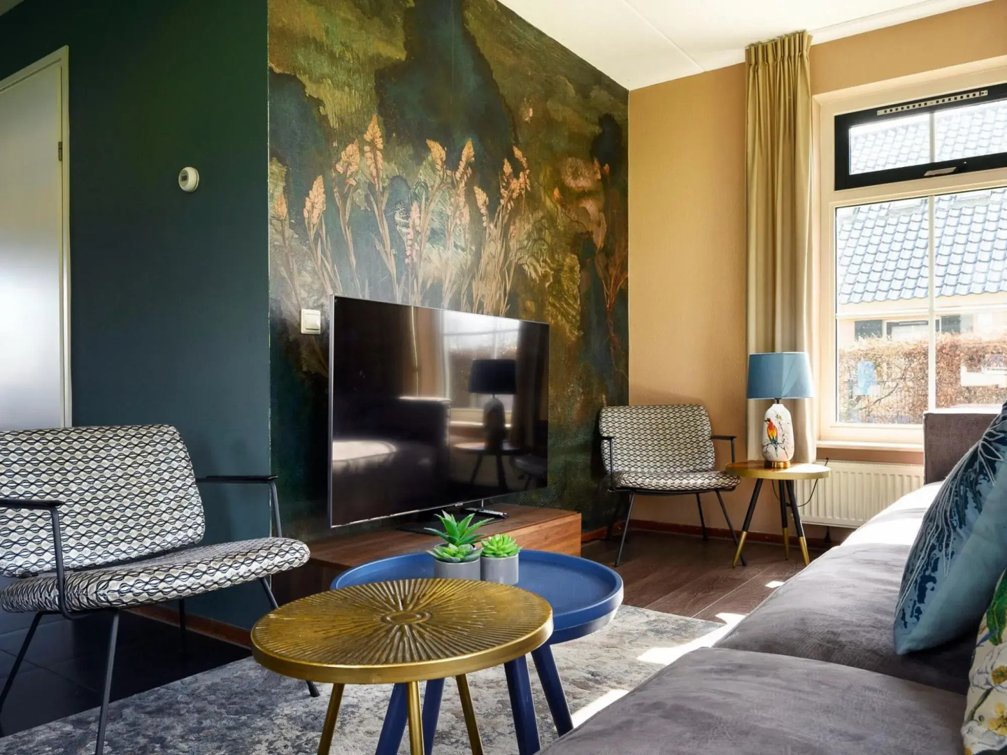 Stylish holiday home in Groningen with jetty