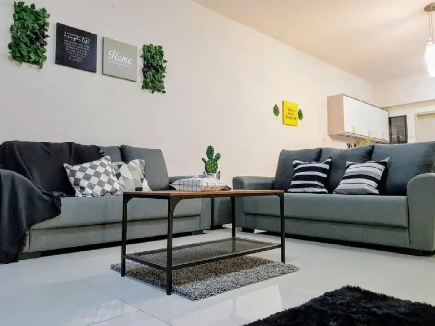 Puchong 8-12 pax 5min LRT Cozy Apartment IOI Mall