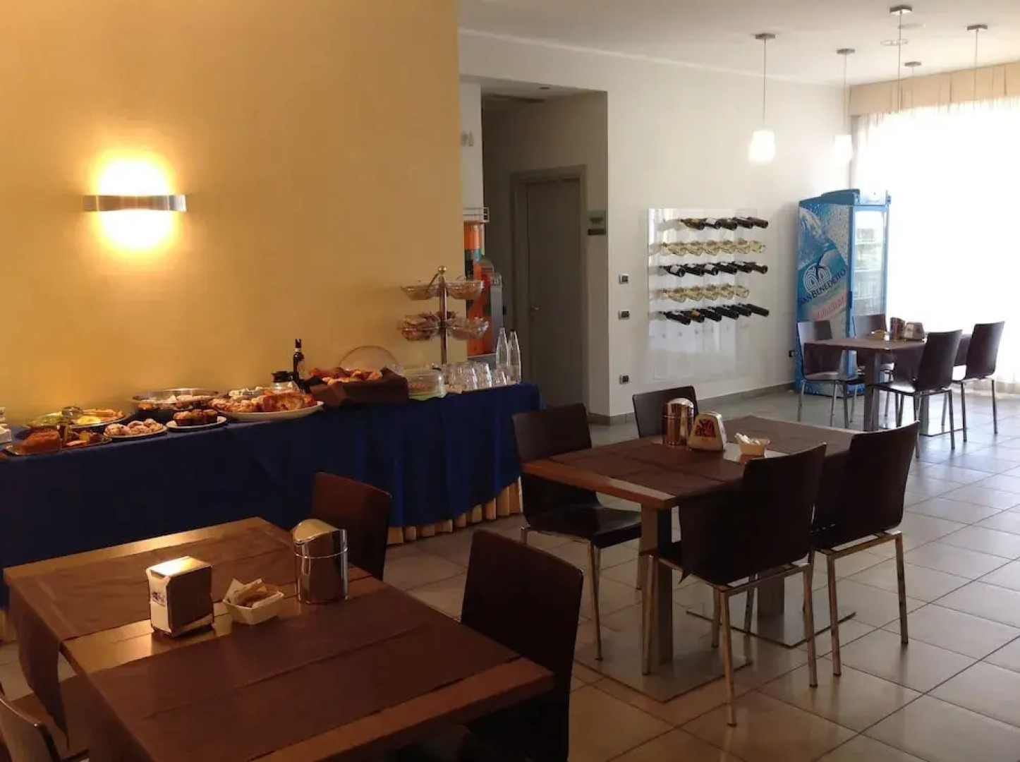 Hotel Bed & Business