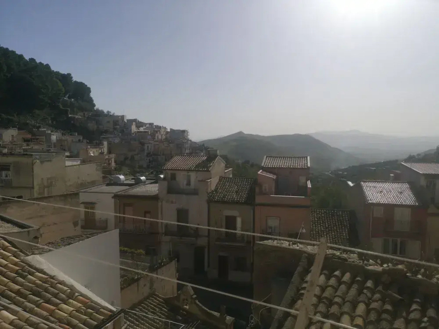 Antico Portale Host Roberto