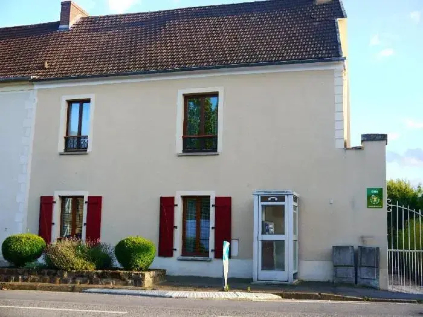Gite Les Volets Rouges