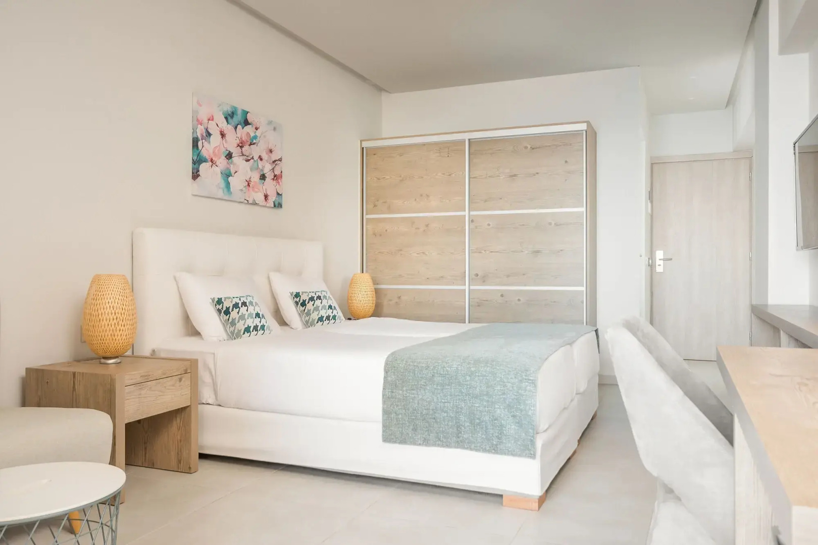 Golden Mare - All Inclusive