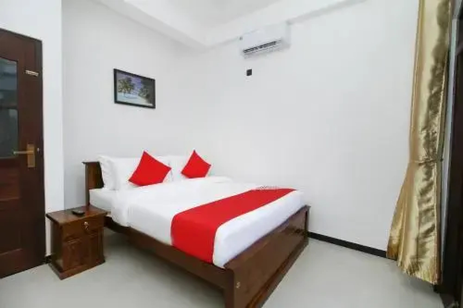 OYO 407 Royal Rich Villa