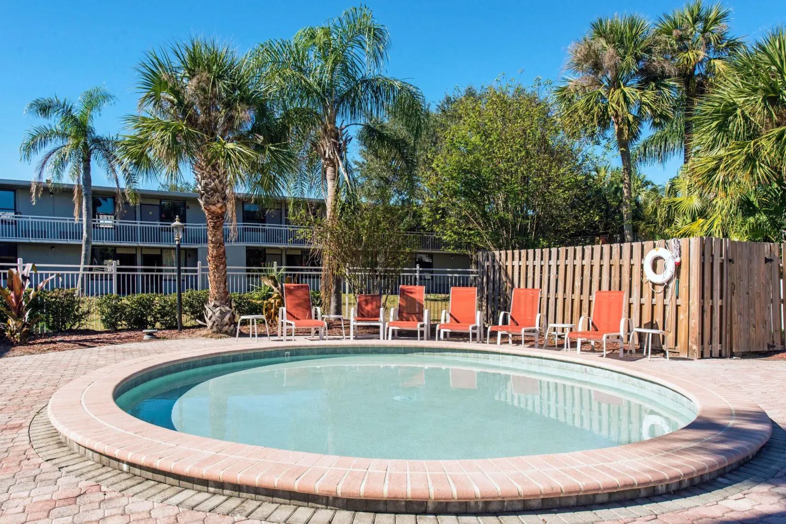 Econo Lodge Orlando Airport