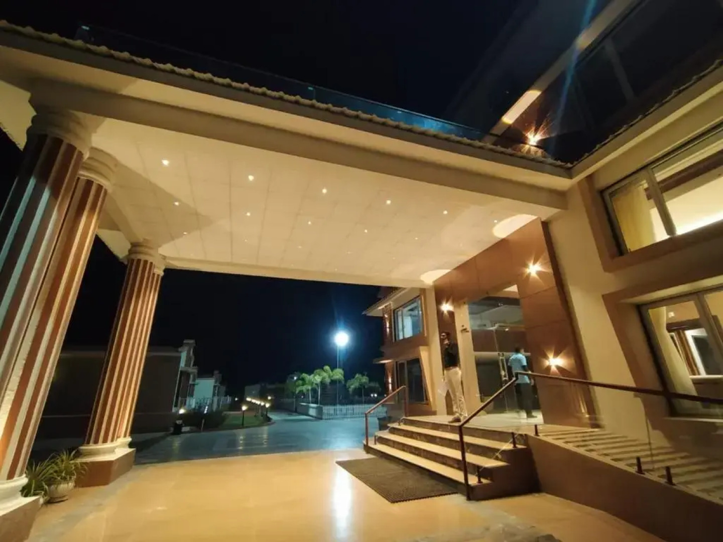 Flamingo Club and Resort Una 3 Km Away from Diu Check Post