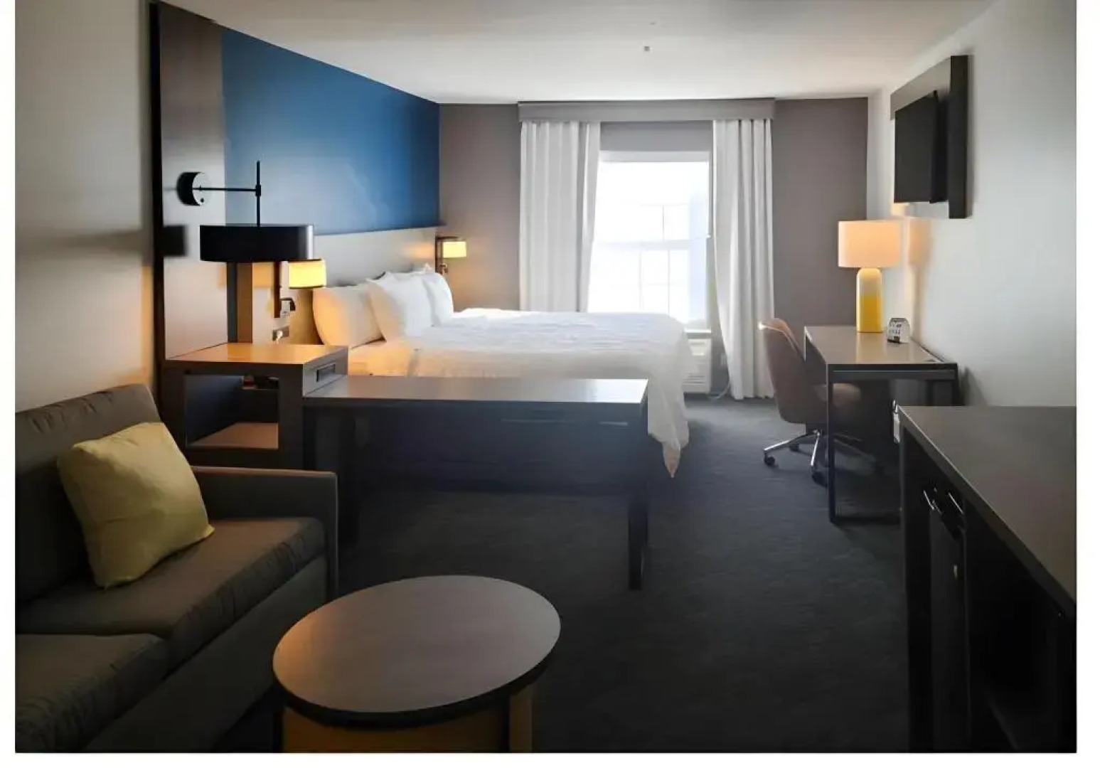 Comfort Inn & Suites