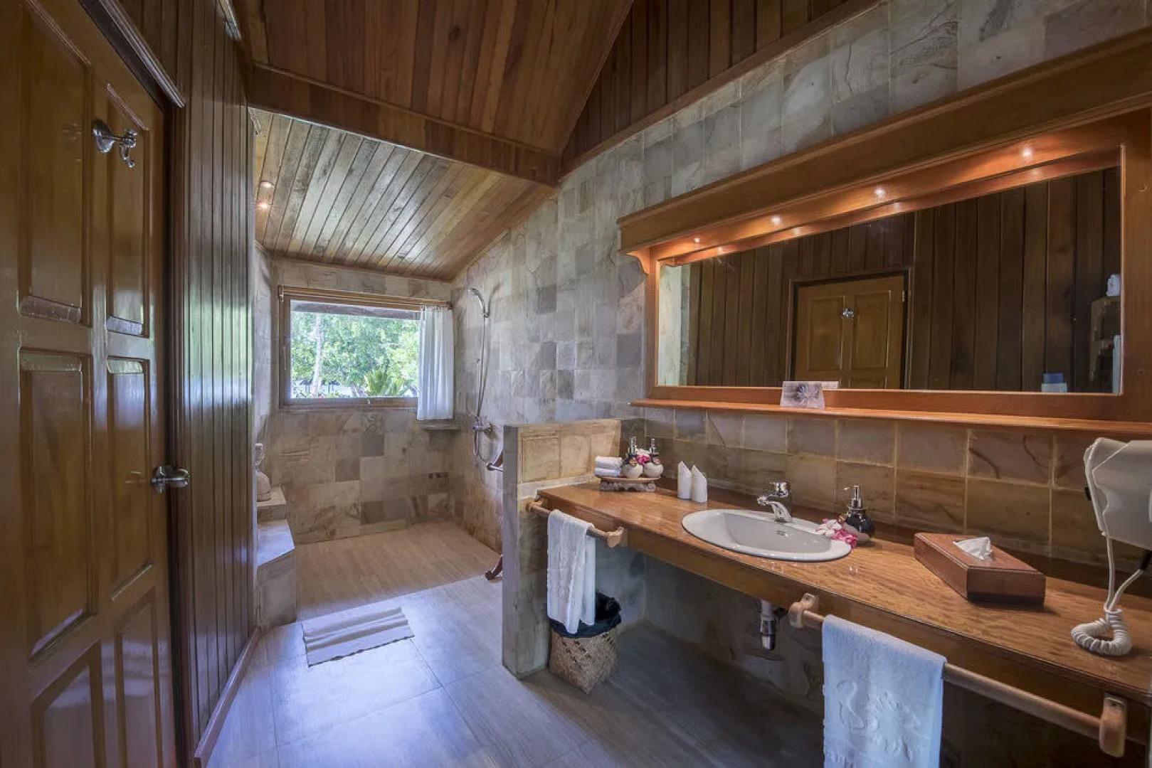 Gangga Island Resort & Spa