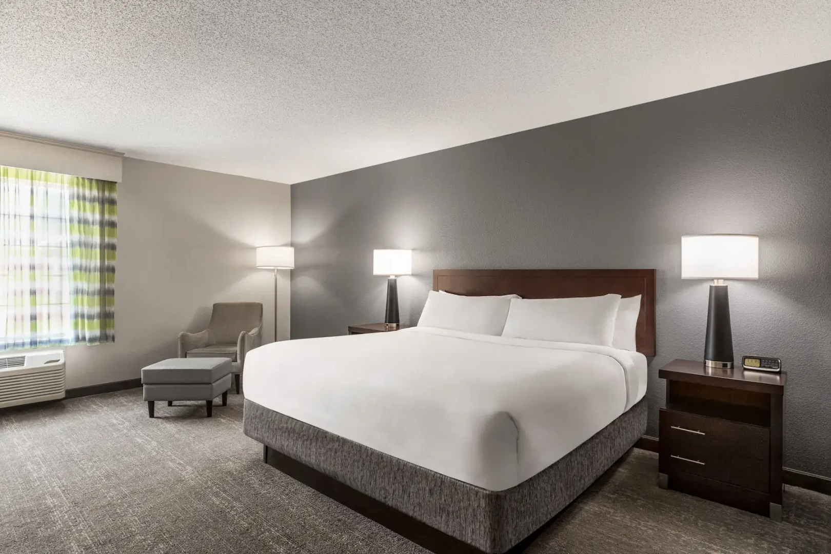 Holiday Inn Express Savannah-I-95 North