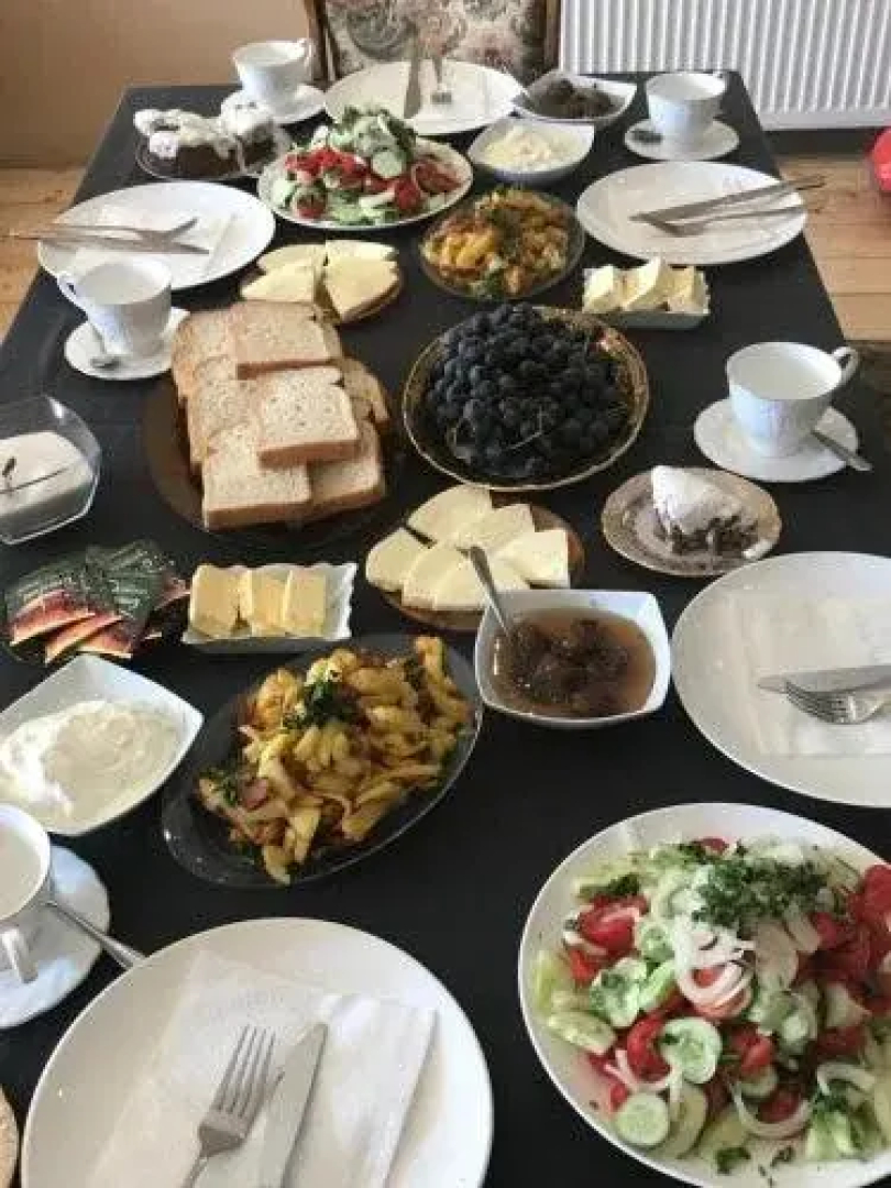 Laghami Guest house