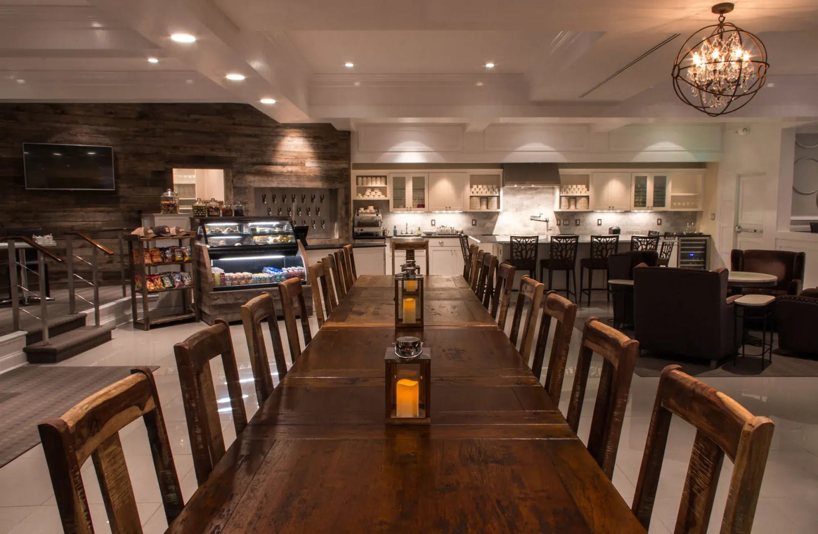 Bella Vista Hotel & Suites