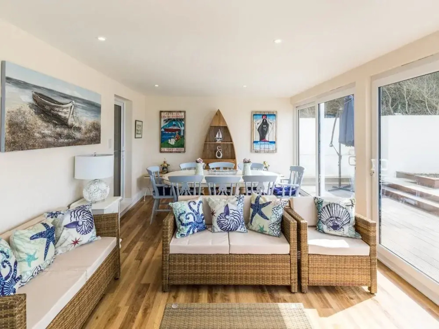 Beachside Apartment On The Beach