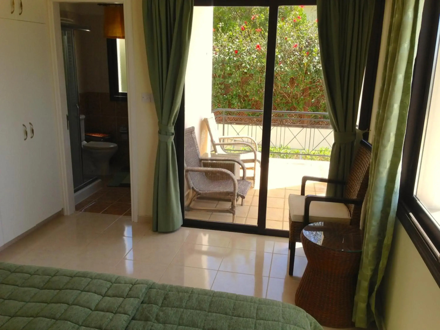 Villa Panorama - Stunning views in villa with hot tub, pool, garden