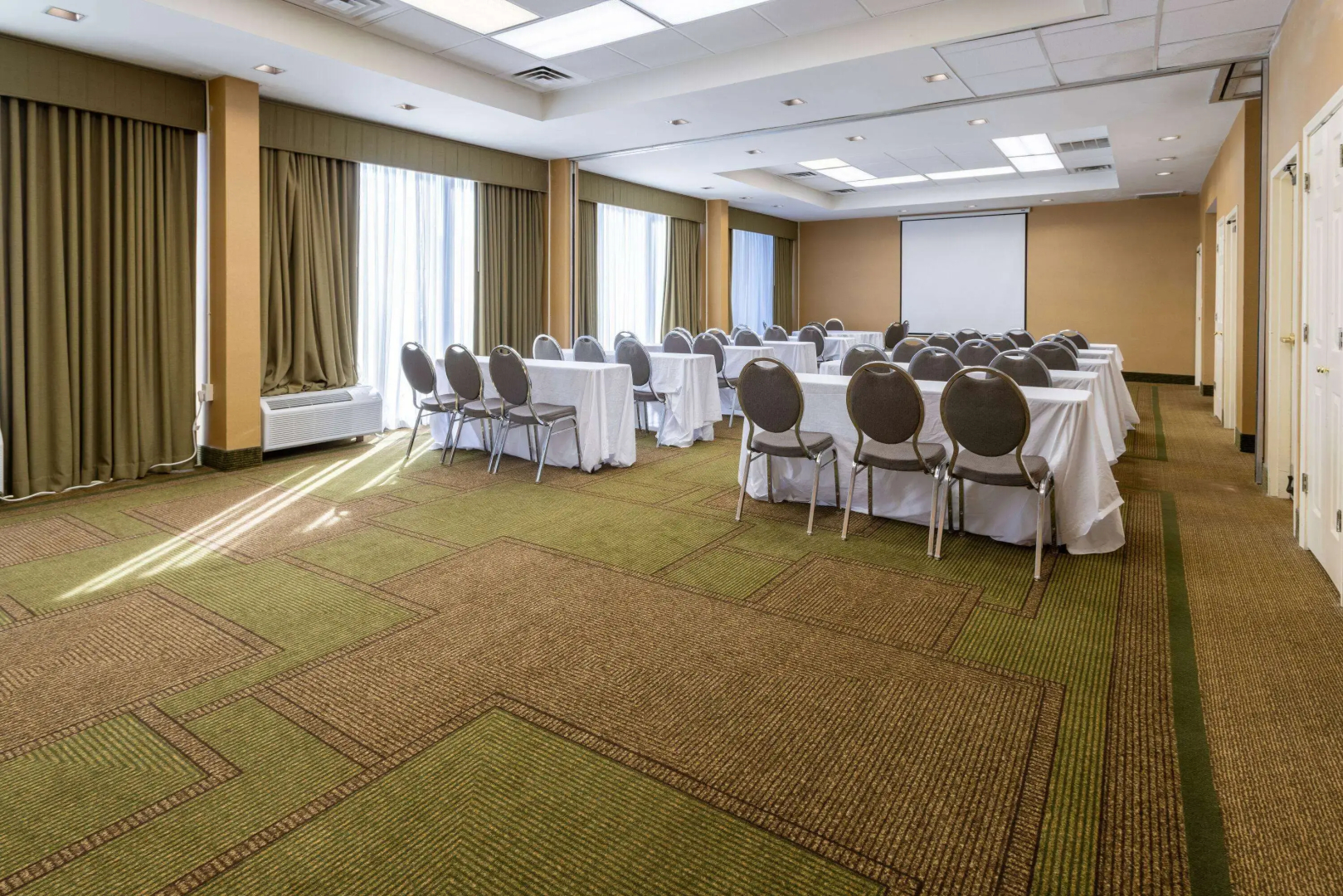 La Quinta Inn & Suites by Wyndham Kingsport TriCities