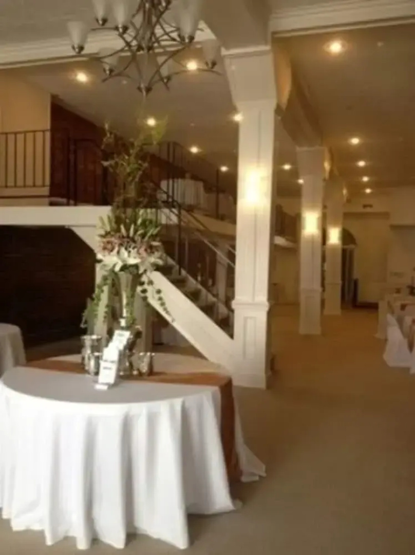 Hamilton House Inn