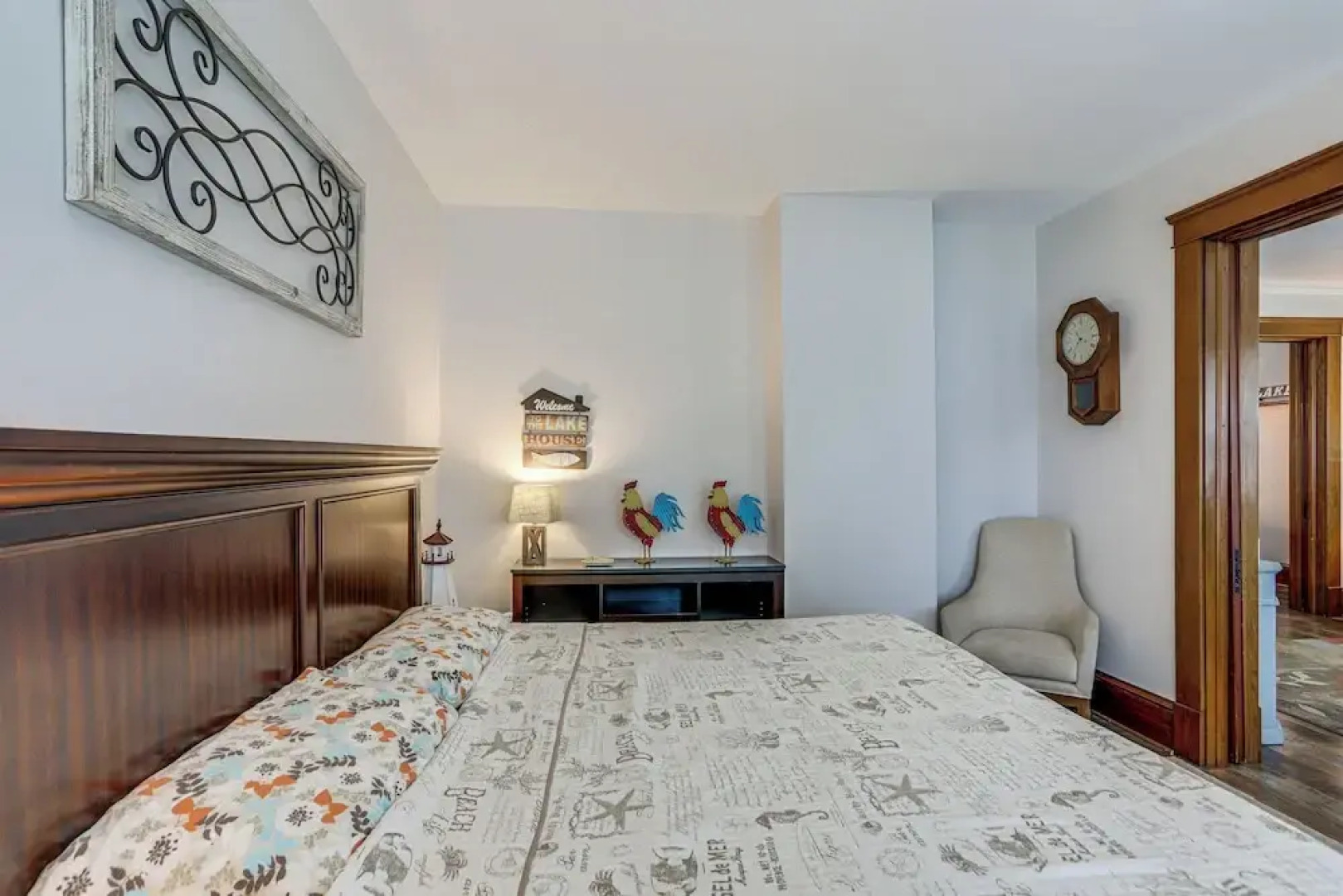 3 Mi to Cedar Point: Sunny Sandusky Home w/ Yard