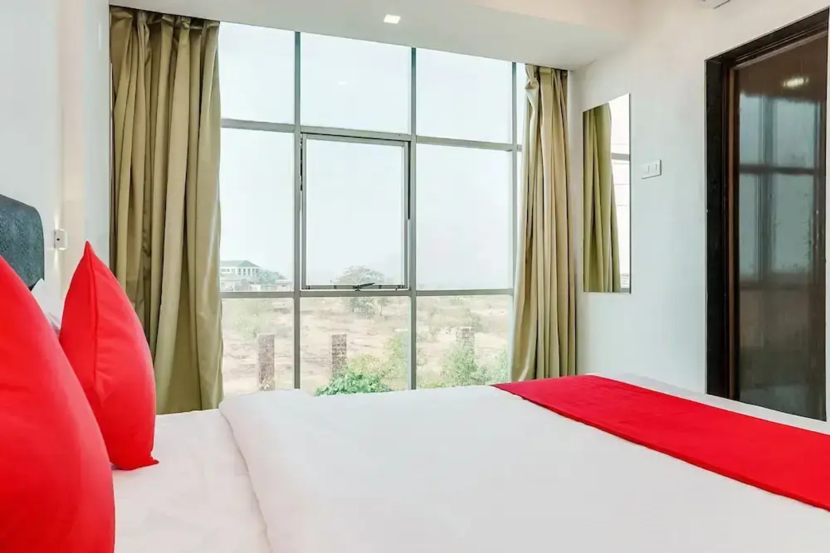 OYO 24792 Hotel Heramb