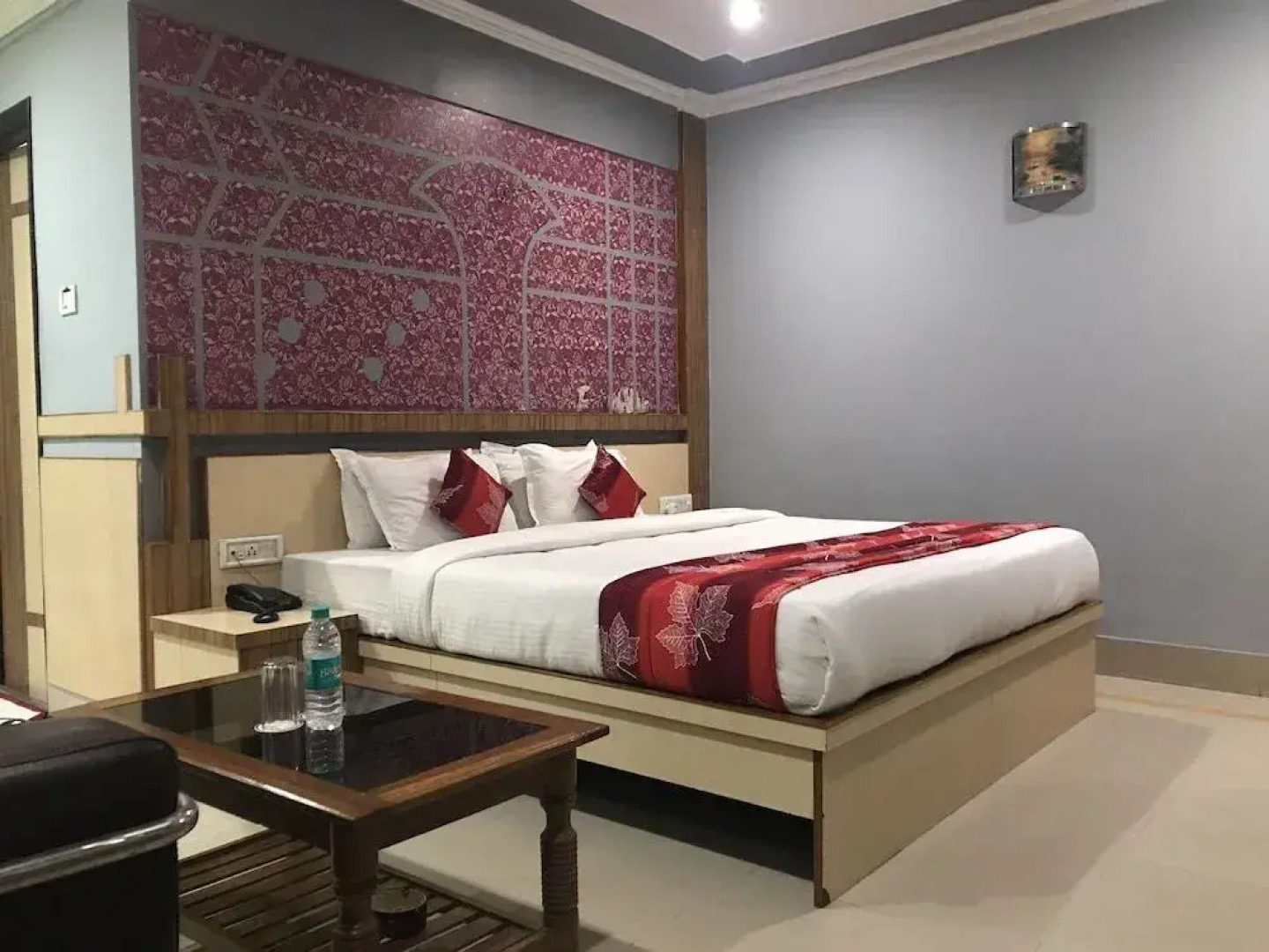 Hotel Minakshi International