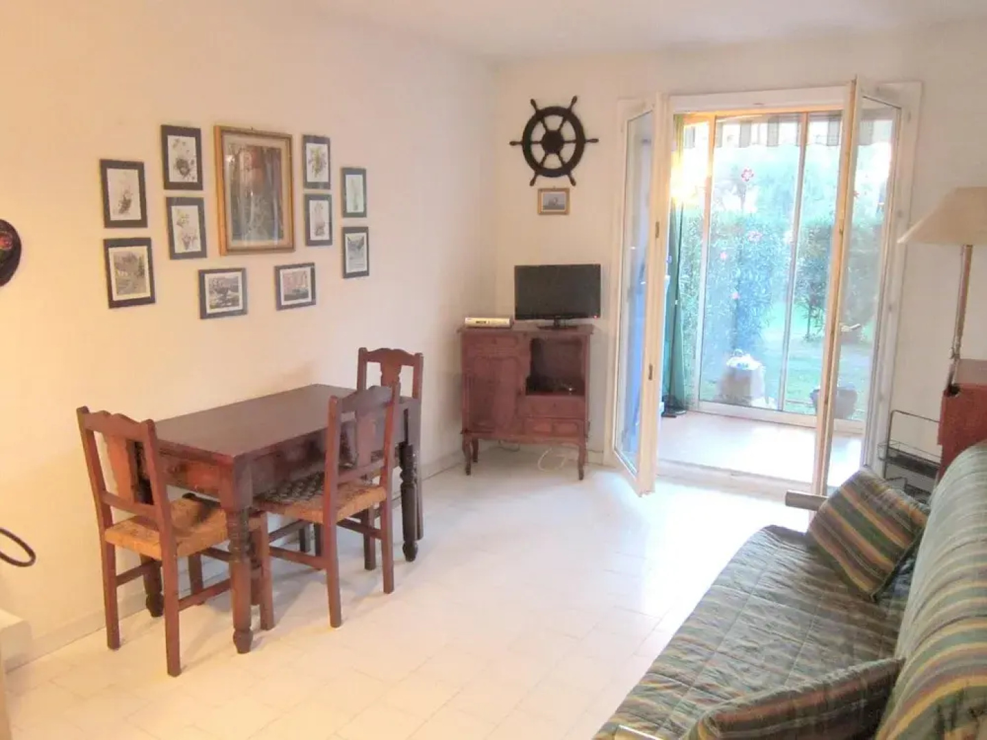 Apartment With one Bedroom in Mandelieu-la-napoule, With Private Pool,
