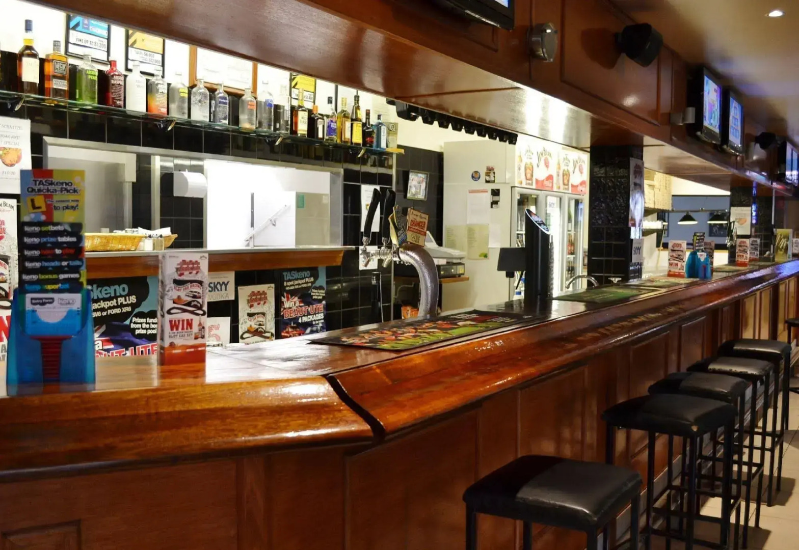 Welcome Stranger Hotel