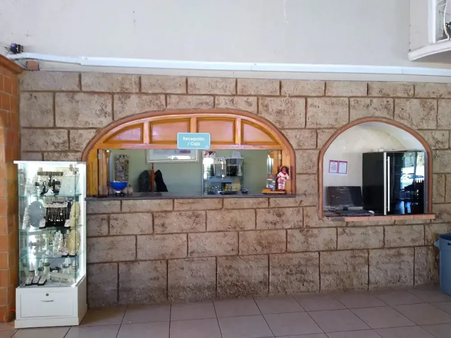 Hotel Hacienda Coyotes