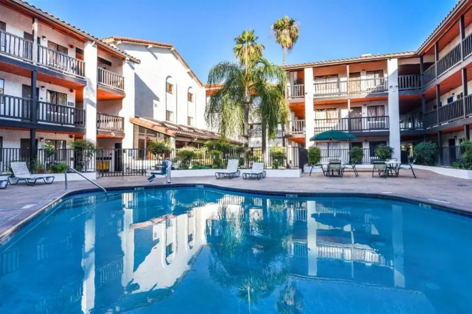 Motel 6 Ontario, CA - Convention Center - Airport