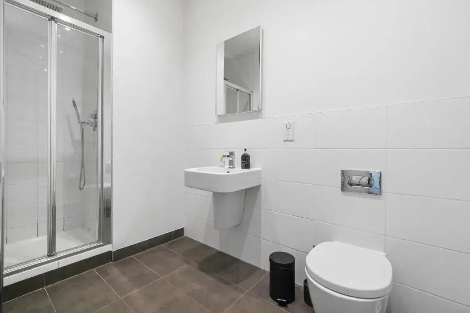 Central Stevenage Luxury 2 Bed Apartment