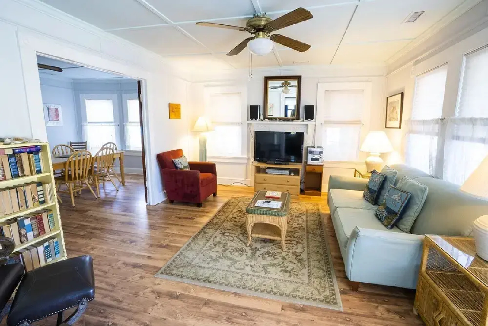 Ocracoke Harbor Inn