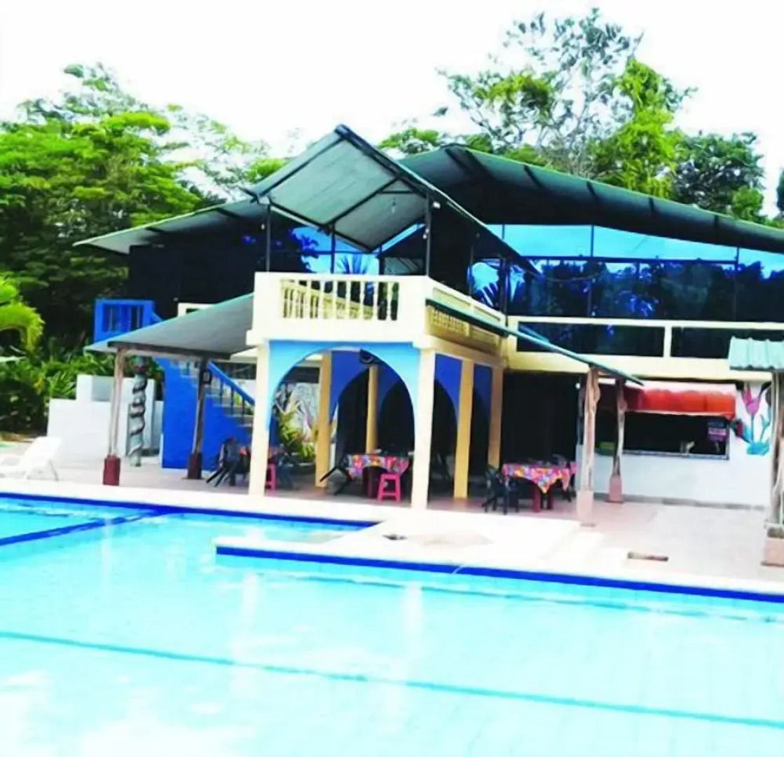 Hostería Las Heliconias