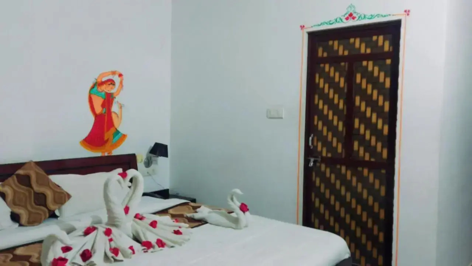 The Royal Lake View Villa